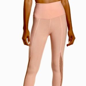 NWT Beyond Yoga Leggings